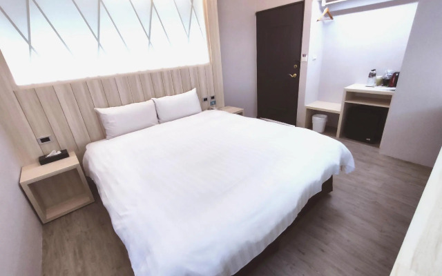 AOIKE Hot Spring Hotel