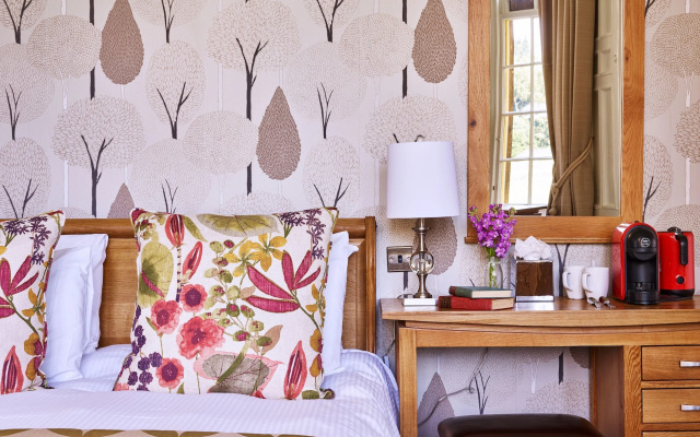 Dumbleton Hall Hotel