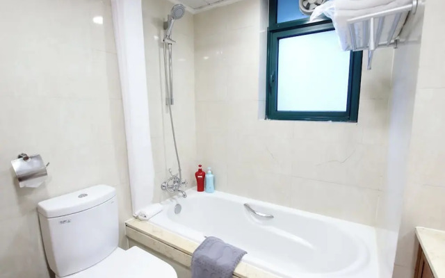 Tyms 2BR Apt Near ITC Xujiahui Line1 11