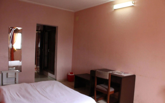 Tou'Ngou Hotel