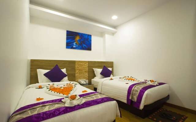 Hotel Platinum Square