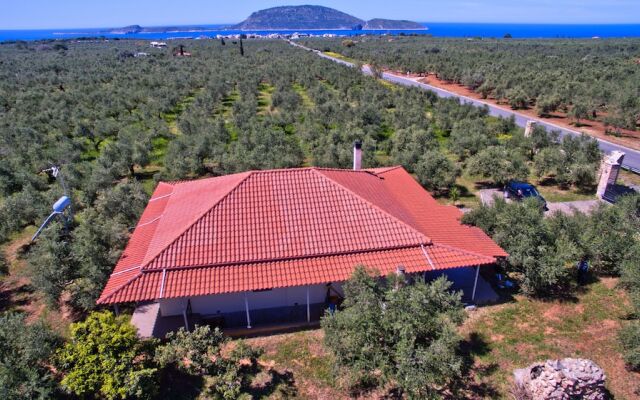 Marathos Paradise Seaside Retreat