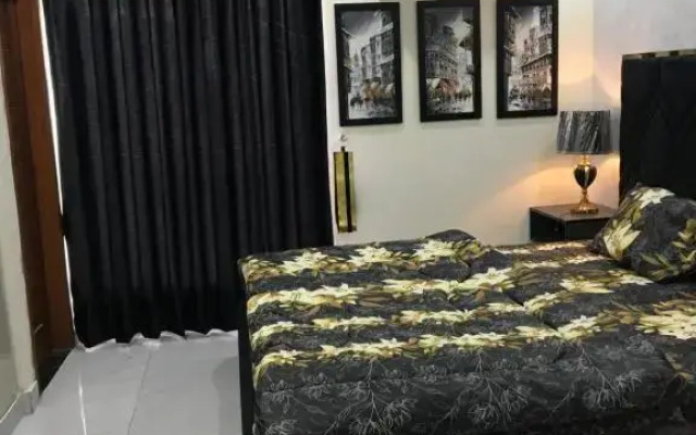 Hotel Elegant Near Airport Agha Khan Karachi Expo Center