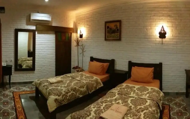 Satu Kayen Guest House