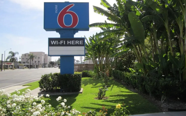 Motel 6 Anaheim, CA