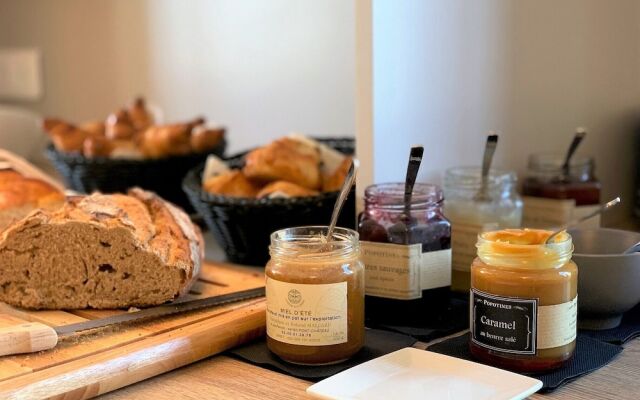 Domaine de La Briandais, a place of electromagnetic sobriety