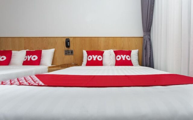 OYO 989 Hoang Anh Hotel