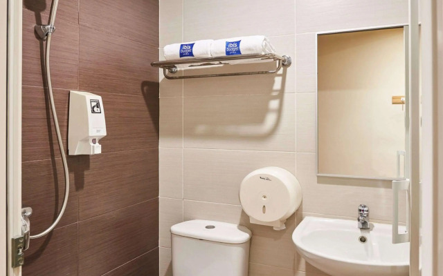 ibis budget Singapore West Coast