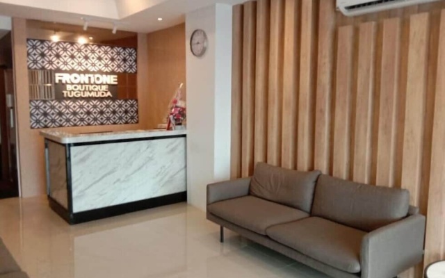 Front One Boutique Tugu Muda Semarang – Lobby – Semarang