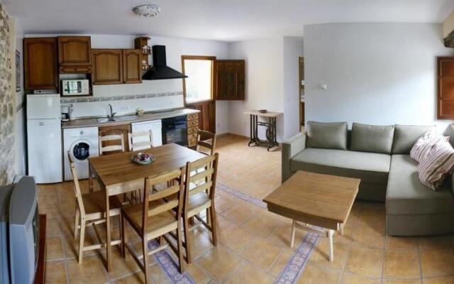 El Pontarron Apartamentos