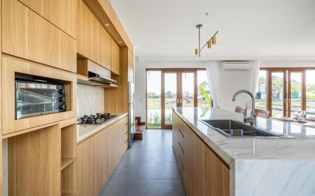 Om Cemagi Beach Villa