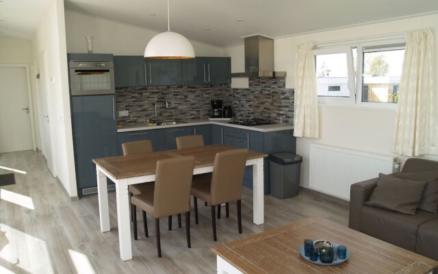 Modern Chalet With Combi-microwave