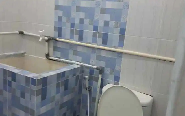 Backpacker Omah Warno Syariah near Tugu