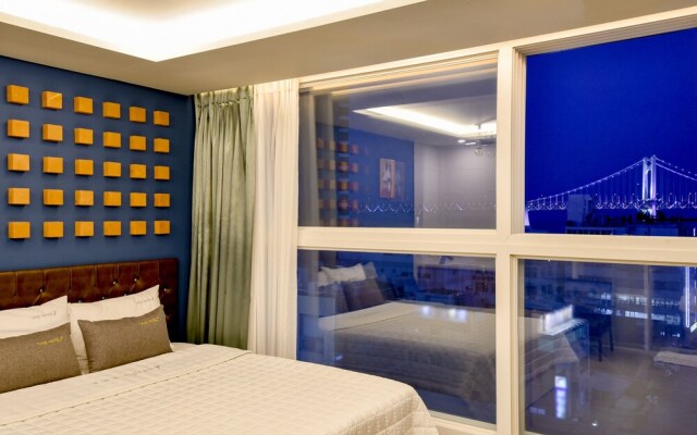 The SWEET Hotel
