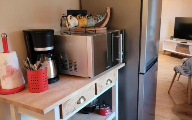 Studio récent résidence Charles Quint