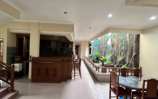 Wisma Atma Bhakti Near Solo Square Mitra RedDoorz