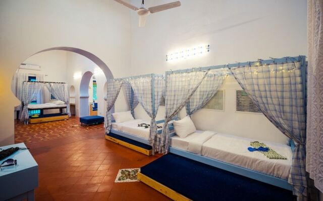 OYO 10868 Home Villa Calangute Beach