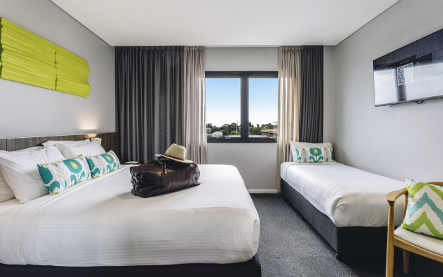 ibis Styles The Entrance – Guest Rooms – Long Jetty