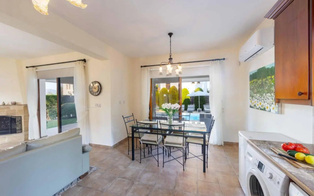 Villa Relax Latchi
