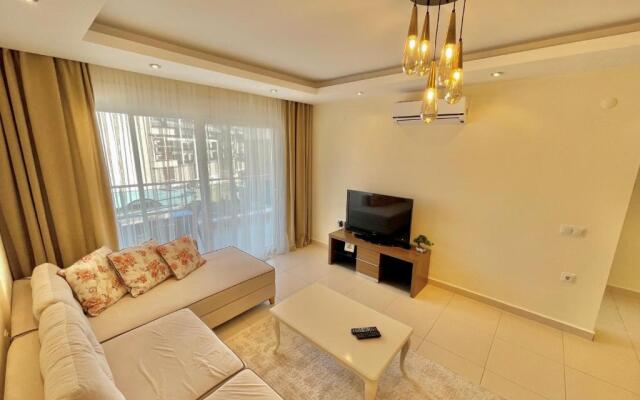 SA Apartments! 1bd Flat and 2bd Duplex