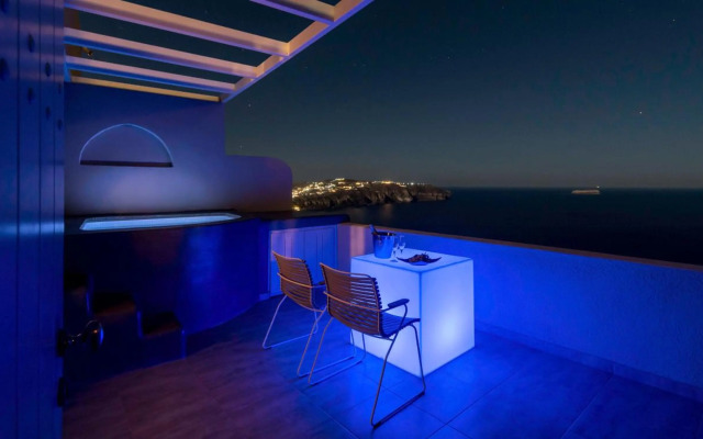 Caldera's Dolphin Suites