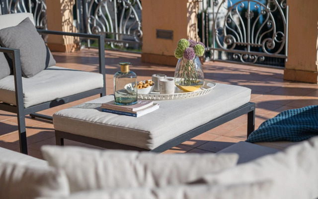 Luxury Seaview Apartment