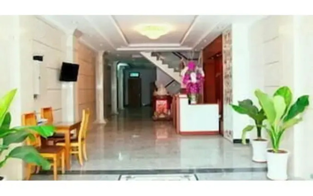 Golden Palm Hotel