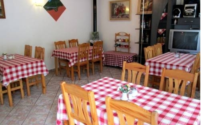 Rooms Ruza
