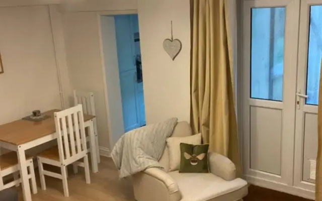 Beautiful & Cosy Apartment in Brighton BN2 3AD