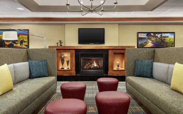 Hampton Inn & Suites Frederick-Fort Detrick