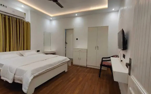 Sunrise Meadows Hotel Praba's