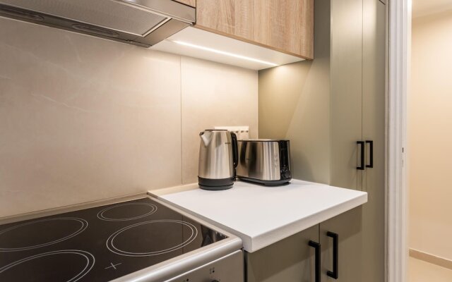 Petite 1BR Apartment in Exarchia