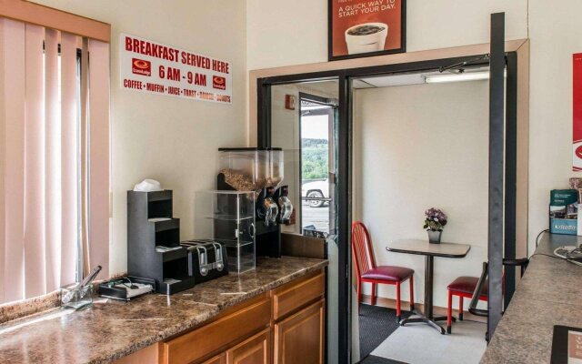 Econo Lodge Waynesburg