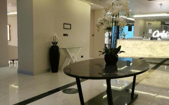 Sea View Apartment Orbi City