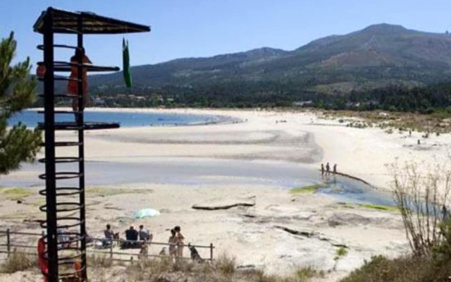 Apartment With 2 Bedrooms in Porto do Son, With Terrace Near the Beach