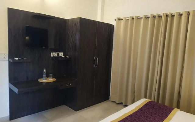 Hotel Holiday Highlight By DVM INDIA