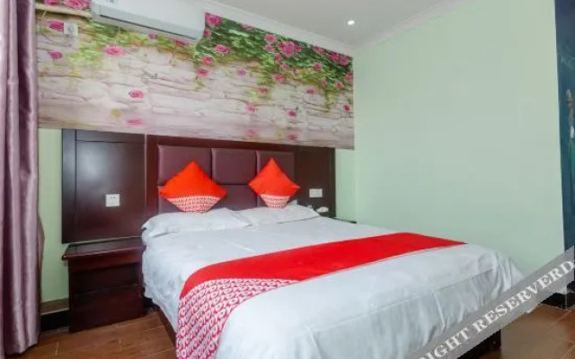 Oyo Jinghong Hotel