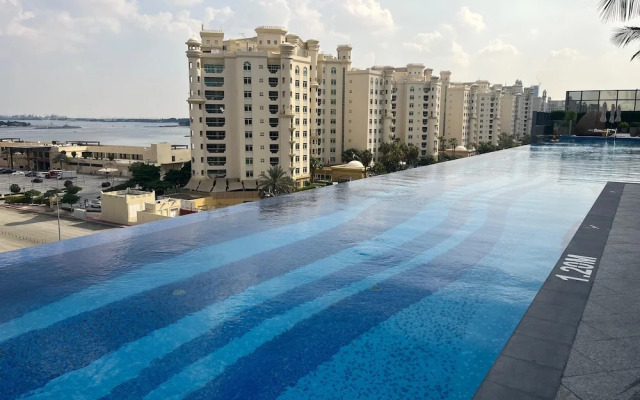 Captivating 2-bed Apartment in Dubai