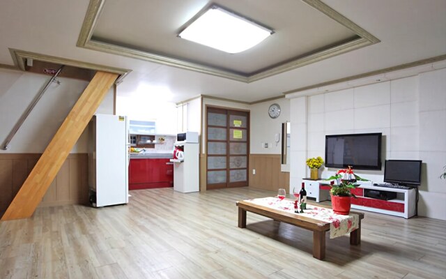 Tongyeong Ocean Love Pension