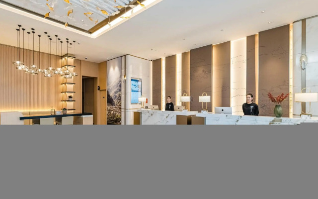 Atour Hotel Tonglu Fuchun River
