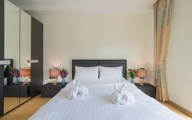 GoldStone Residency Patong , Phuket