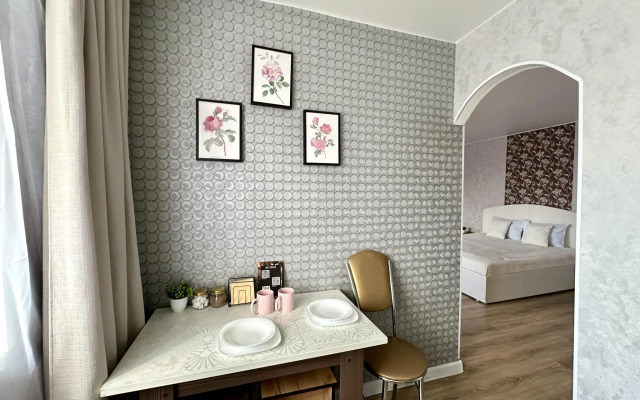 Compass на улице Республики 174