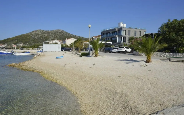 Bed & Breakfast by the Beach