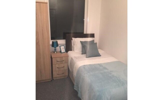 Townhouse @ Gresty Rd
