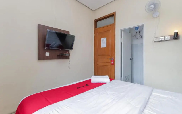 OYO 90175 Tl Guest House