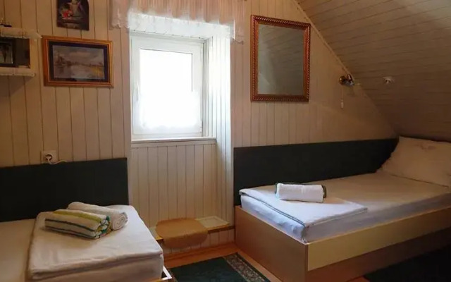 Rooms Ana