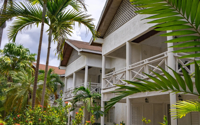 Merril's Beach Resort II