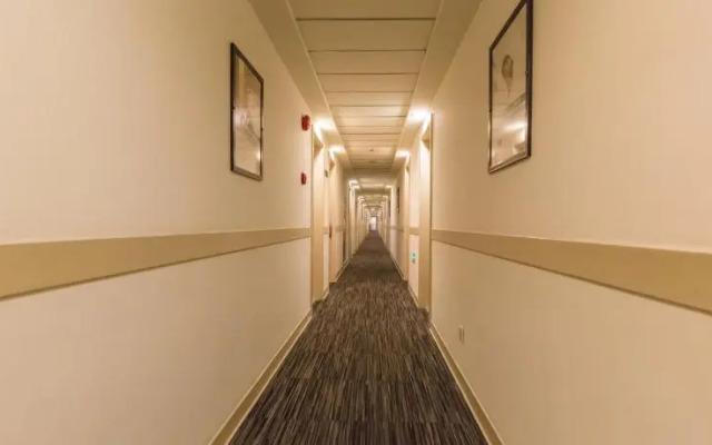 Jinjiang Inn Nanchang Bayi Square Yongshu Road