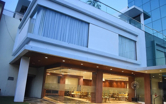 Sparsh Hotel & Resort