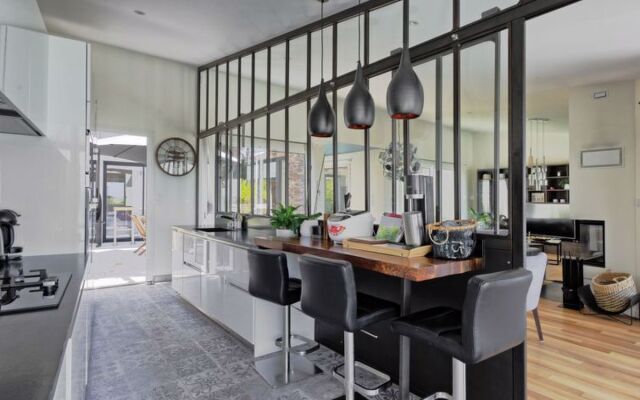 Indigo-Piscine chauffee jusquau 30/10